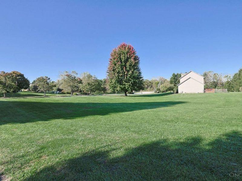 77 Sycamore Glen Drive, Union Township, OH 45177 Photo 54