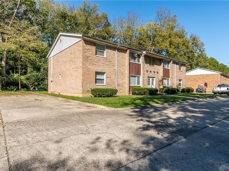 3015 Idylwilde Boulevard, Dayton, OH 45414 Photo 2