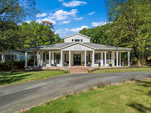 7718 Flintridge Road, Little Rock, AR 72210