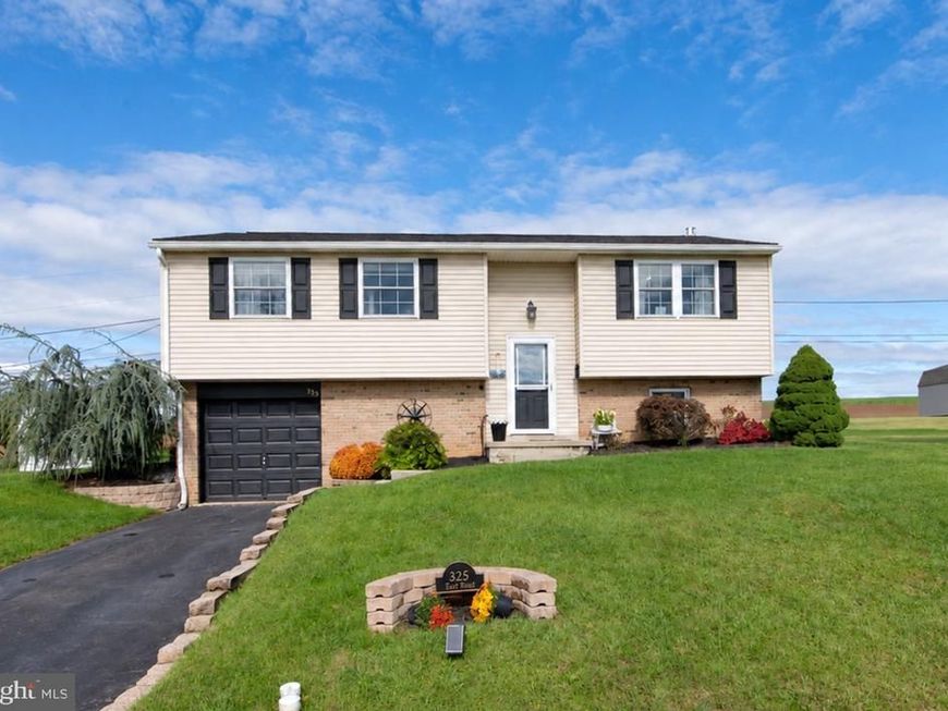 325 Egle Road, Reading, PA 19601 Main Photo