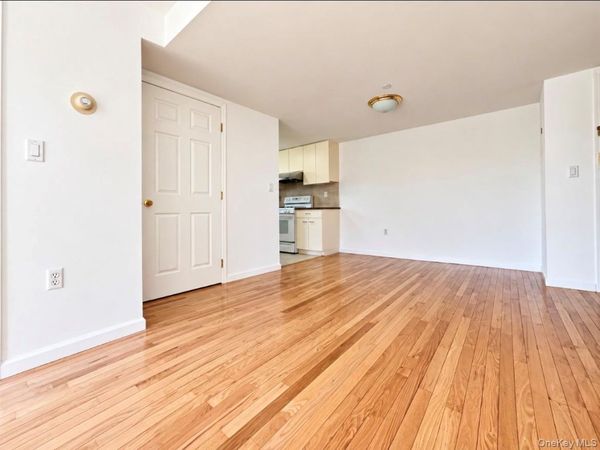 63-47 Booth Street , Unit 6B, Rego Park, NY 11374