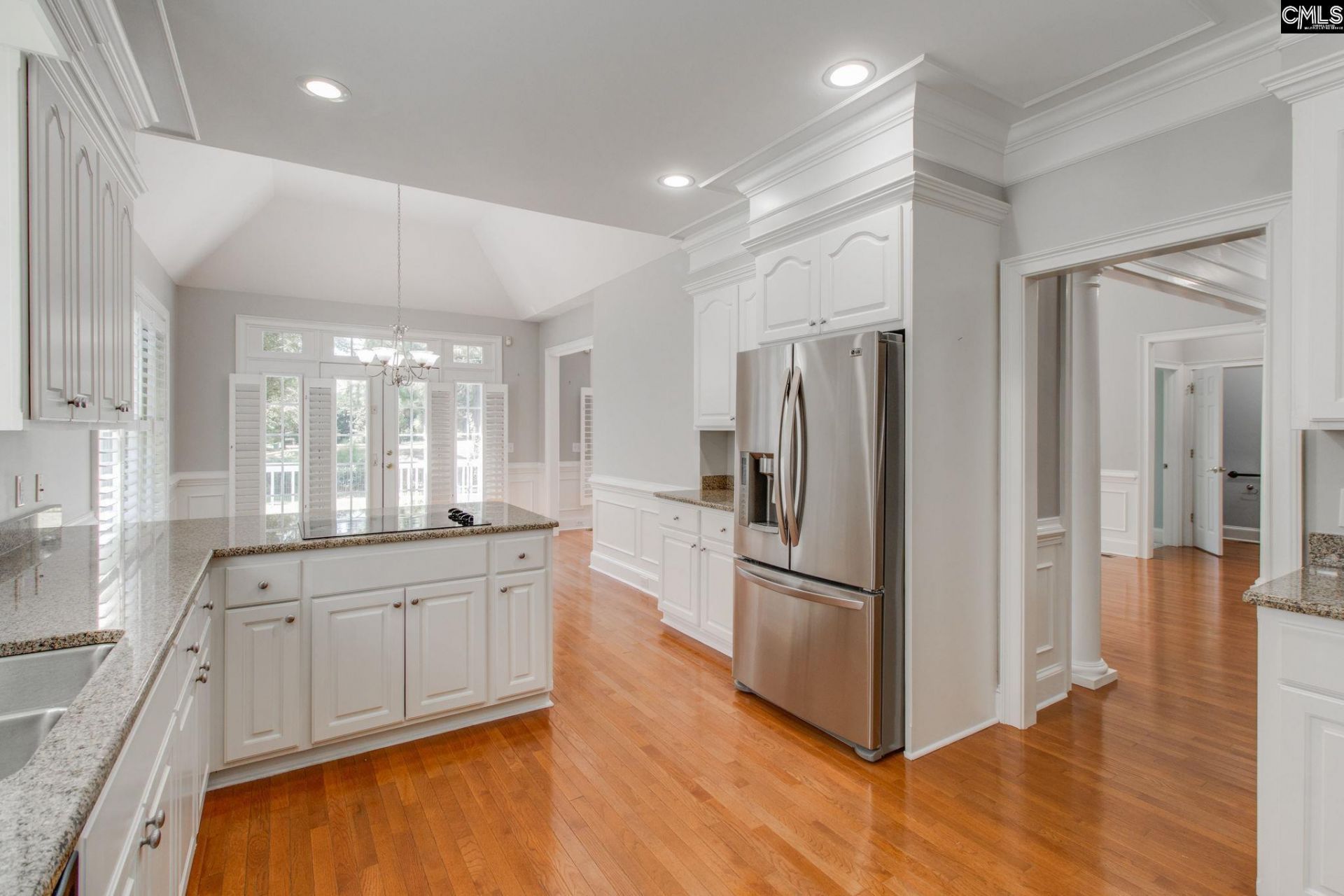 700 Sparkleberry Lane  Photo 10