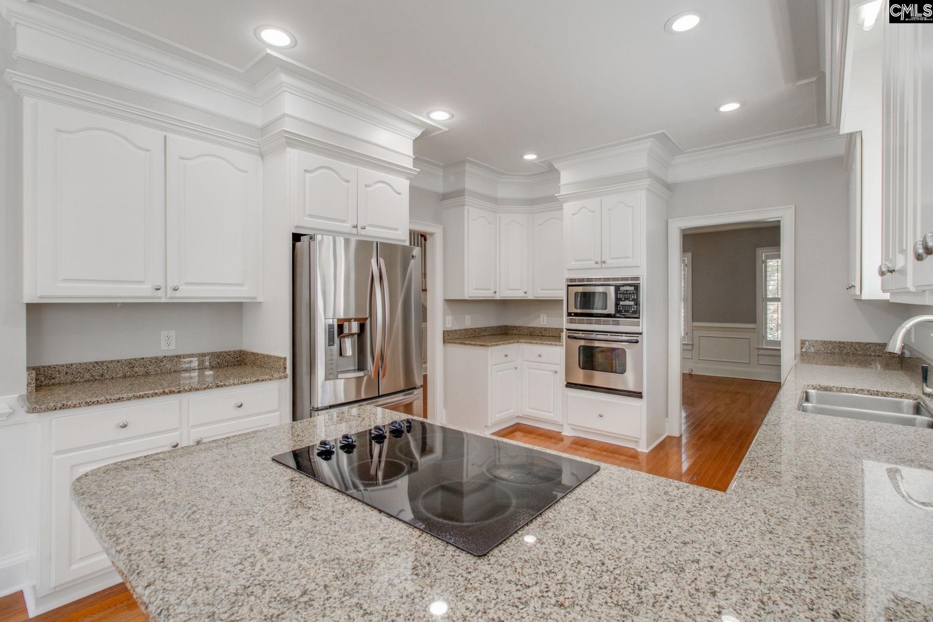 700 Sparkleberry Lane  Photo 11