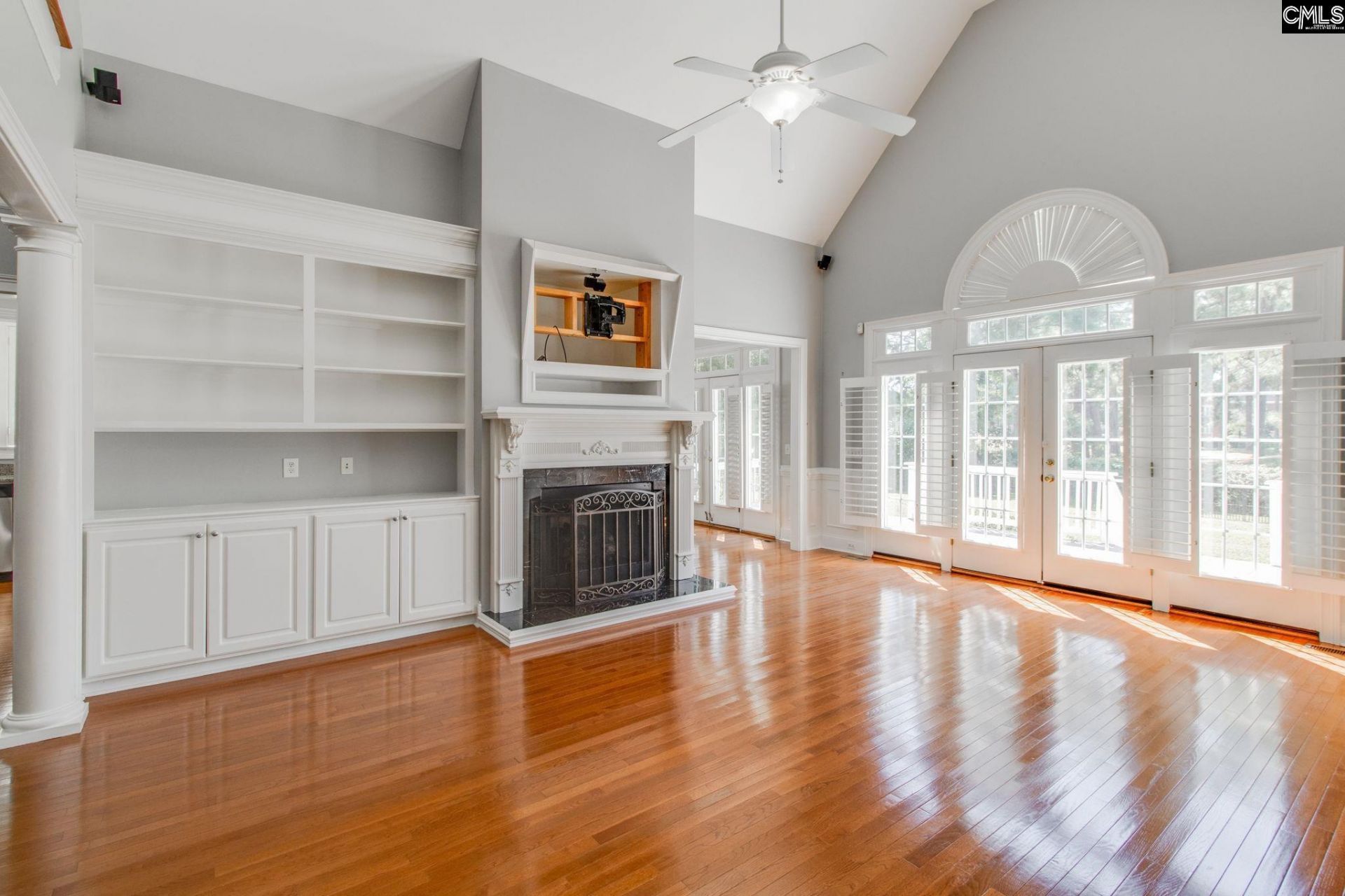 700 Sparkleberry Lane  Photo 17