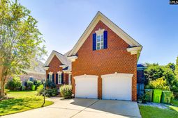 700 Sparkleberry Lane  photo 4