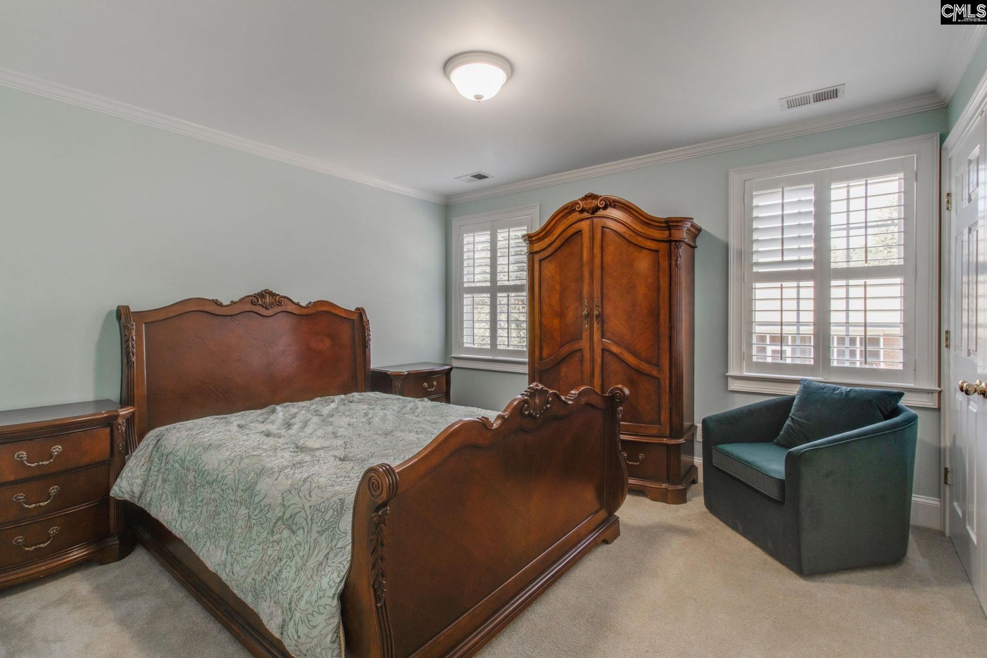 700 Sparkleberry Lane  Photo 36