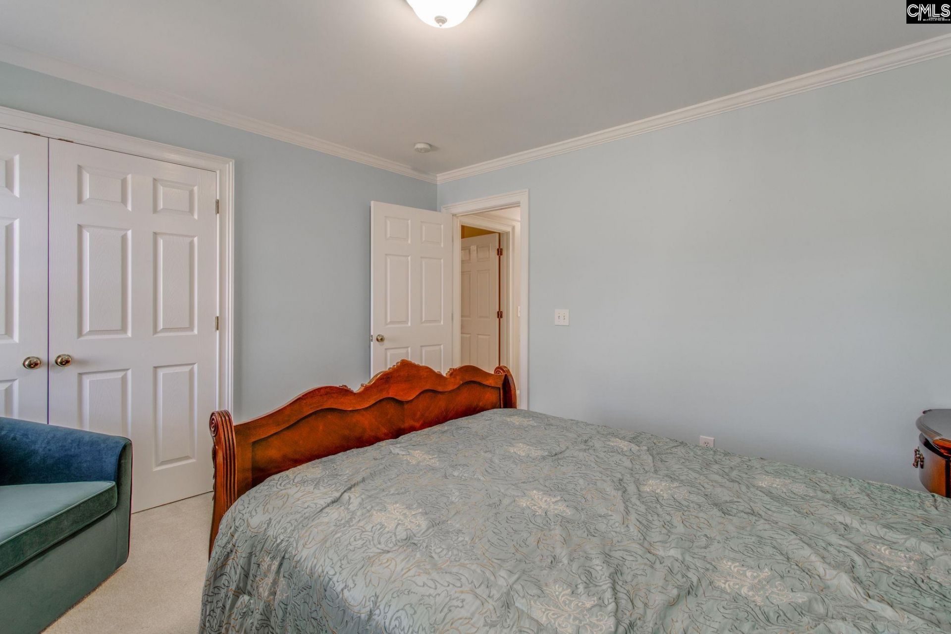 700 Sparkleberry Lane  Photo 37
