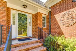 700 Sparkleberry Lane  photo 4