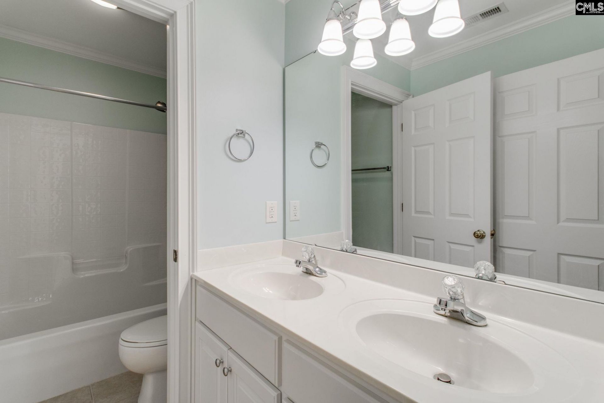 700 Sparkleberry Lane  Photo 40