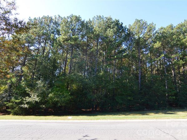 4001 Deer Park Lane , Belmont, NC 28012
