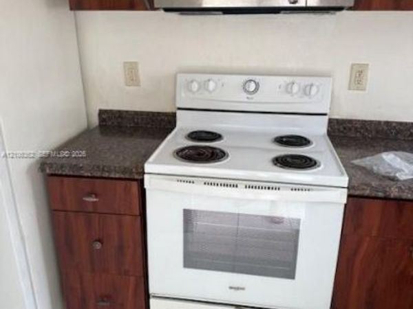 8430 NW 2 , Unit 8430, Miami, FL 33150
