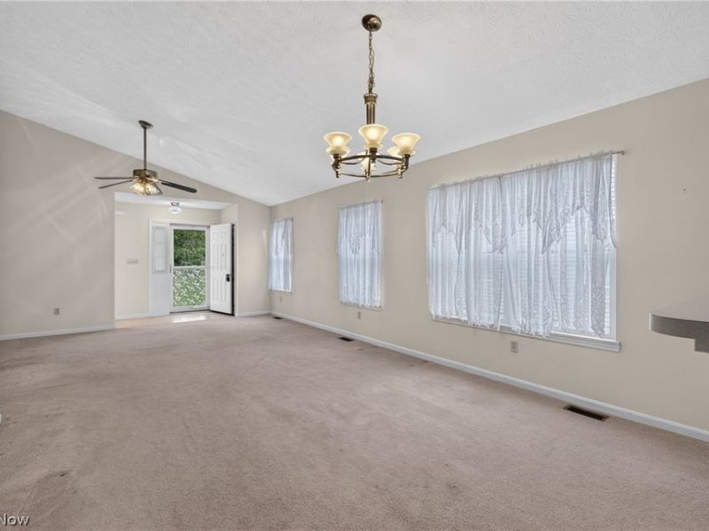 225 Waverly Avenue, Wadsworth, OH 44281 Photo 16