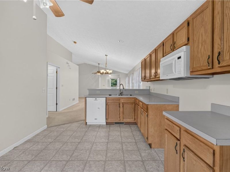 225 Waverly Avenue, Wadsworth, OH 44281 Photo 20
