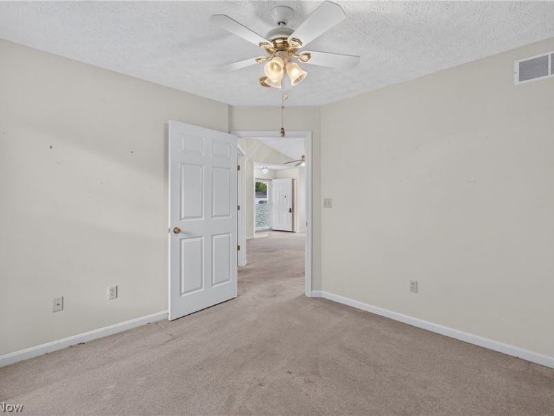225 Waverly Avenue, Wadsworth, OH 44281 Photo 32