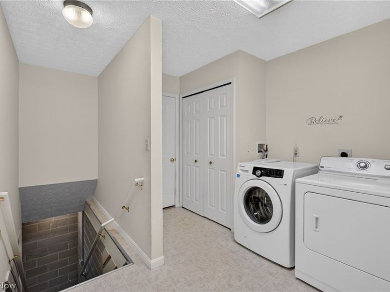 225 Waverly Avenue, Wadsworth, OH 44281 Photo 37