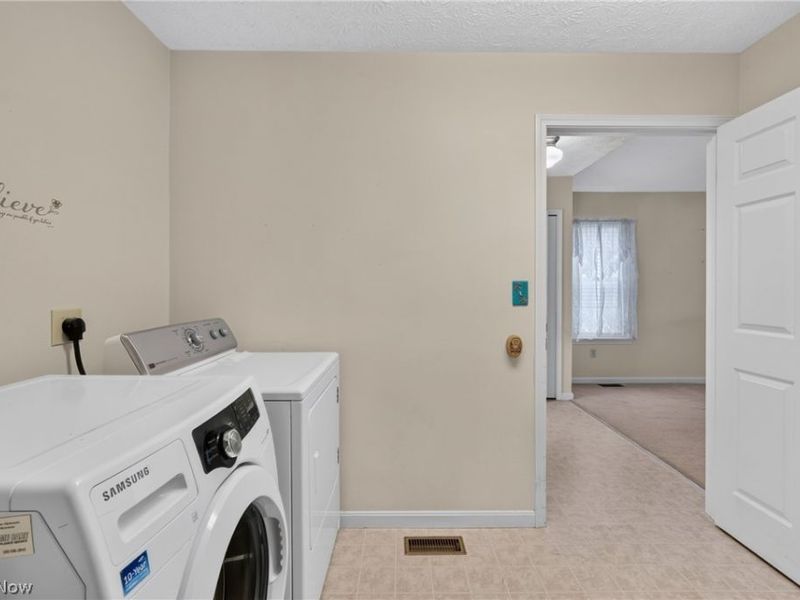 225 Waverly Avenue, Wadsworth, OH 44281 Photo 39