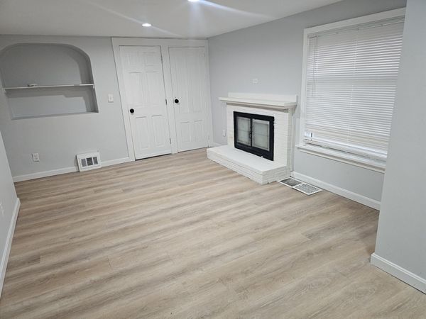 115 Central St, Unit 2, Leominster, MA 01453