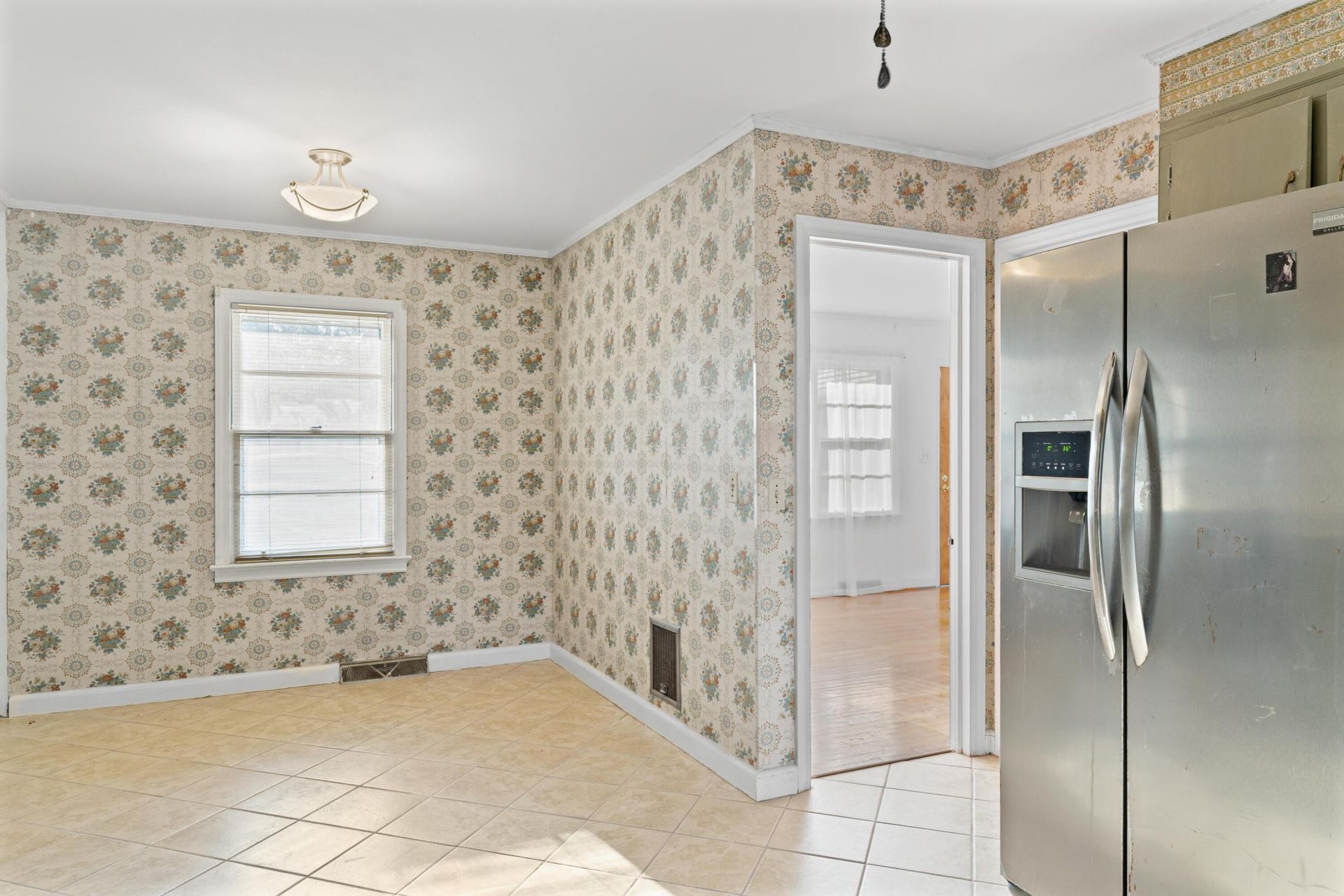 377 Washington Street Photo 12