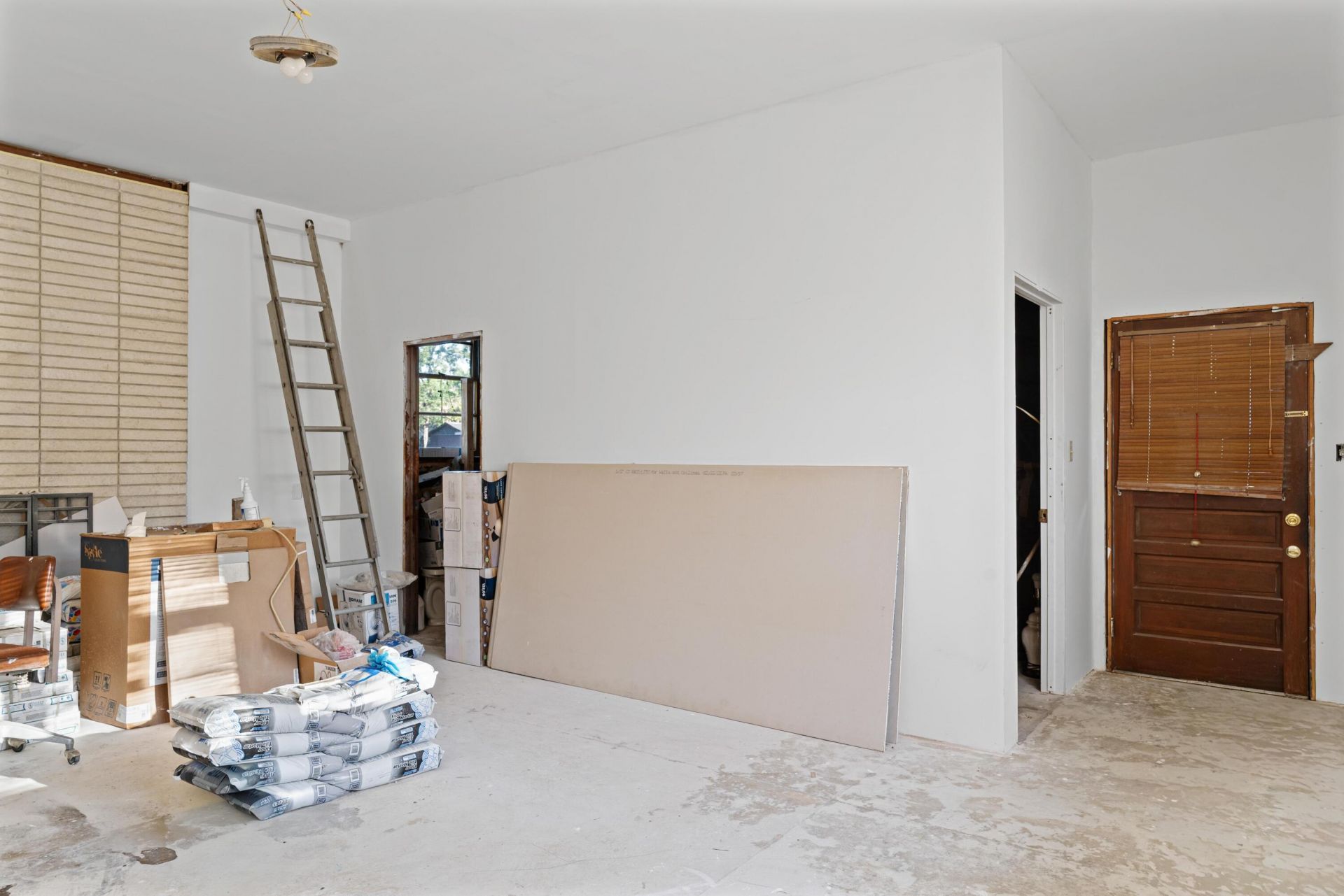 377 Washington Street Photo 15