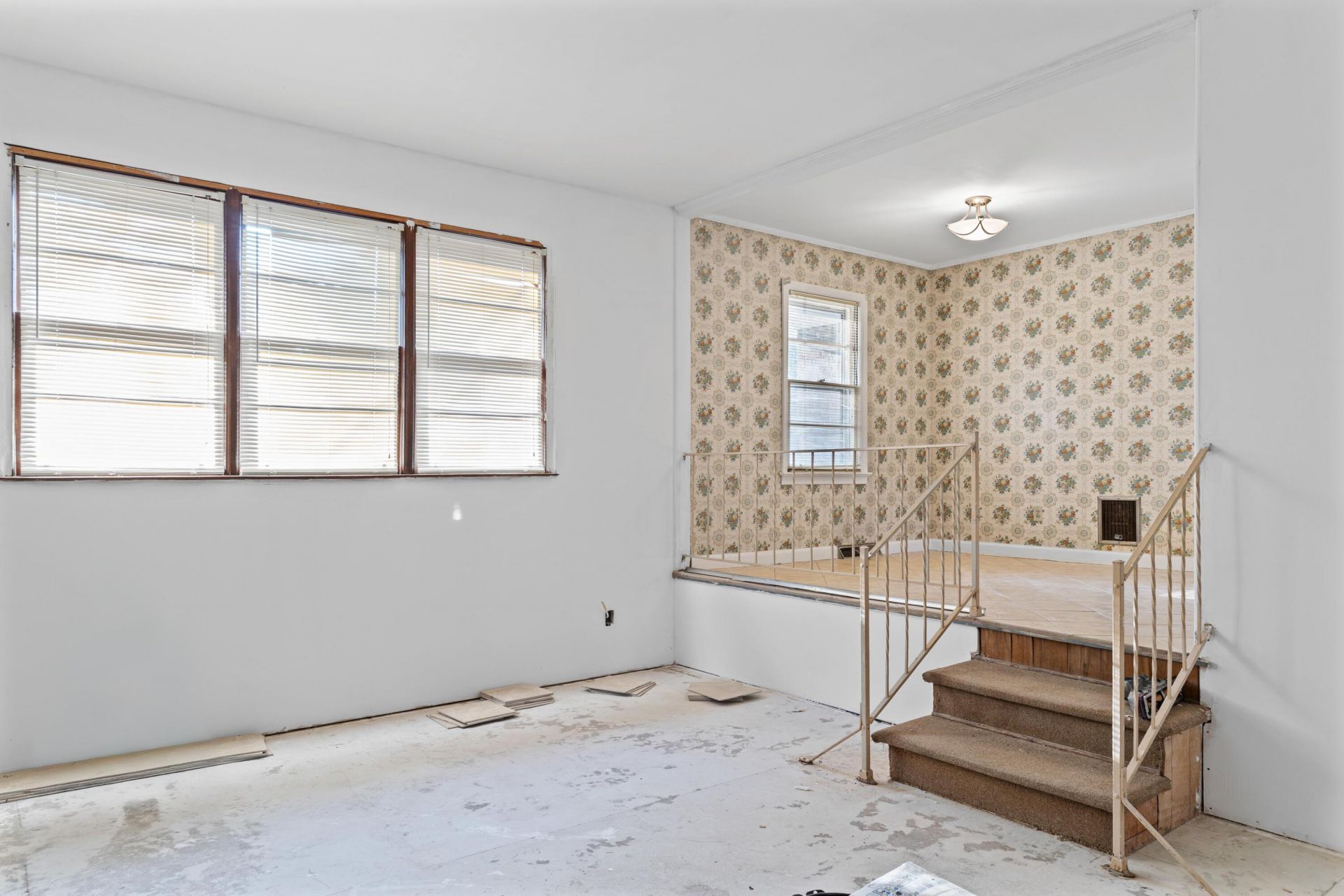 377 Washington Street Photo 16