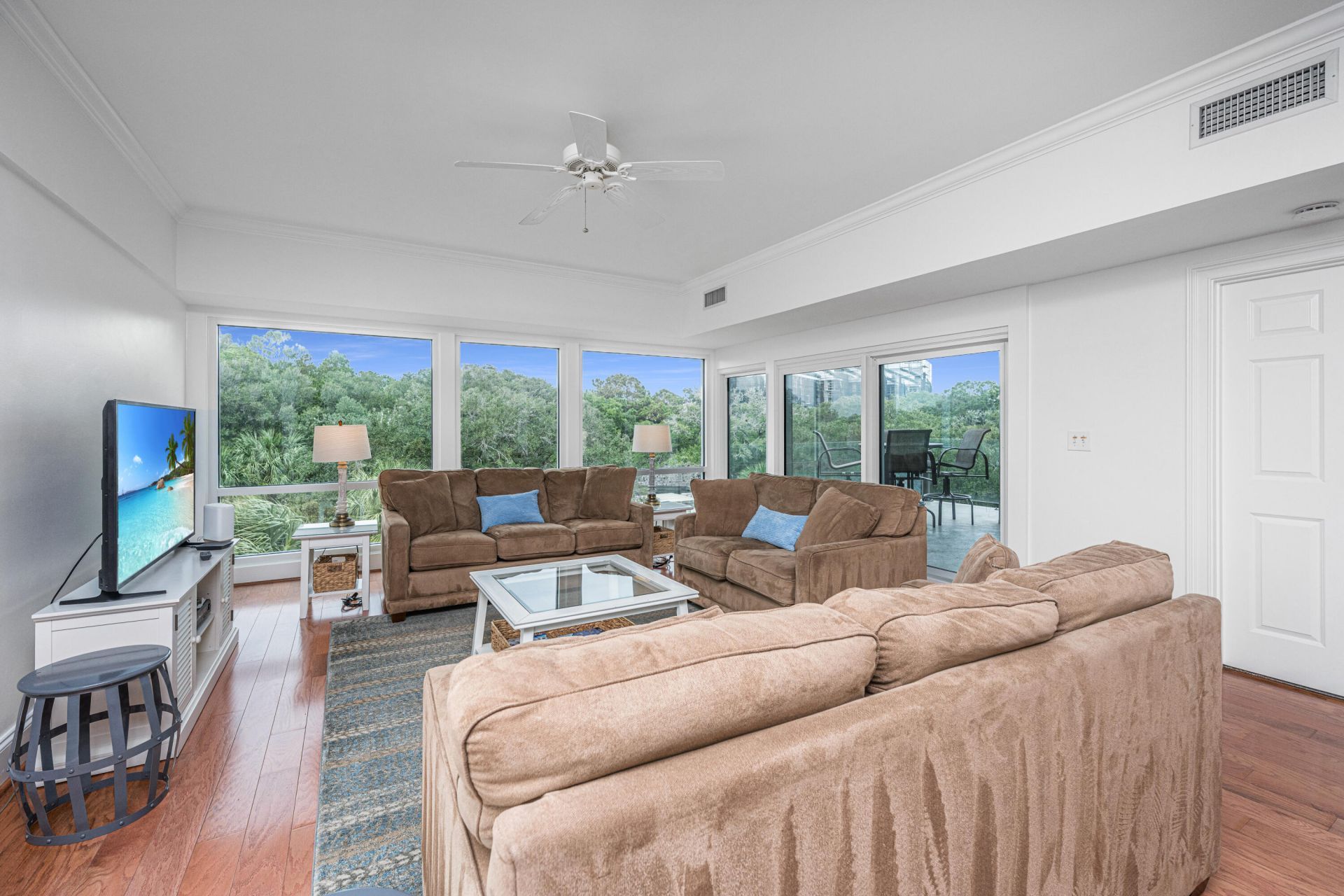 9510 Palmetto Drive Photo 12