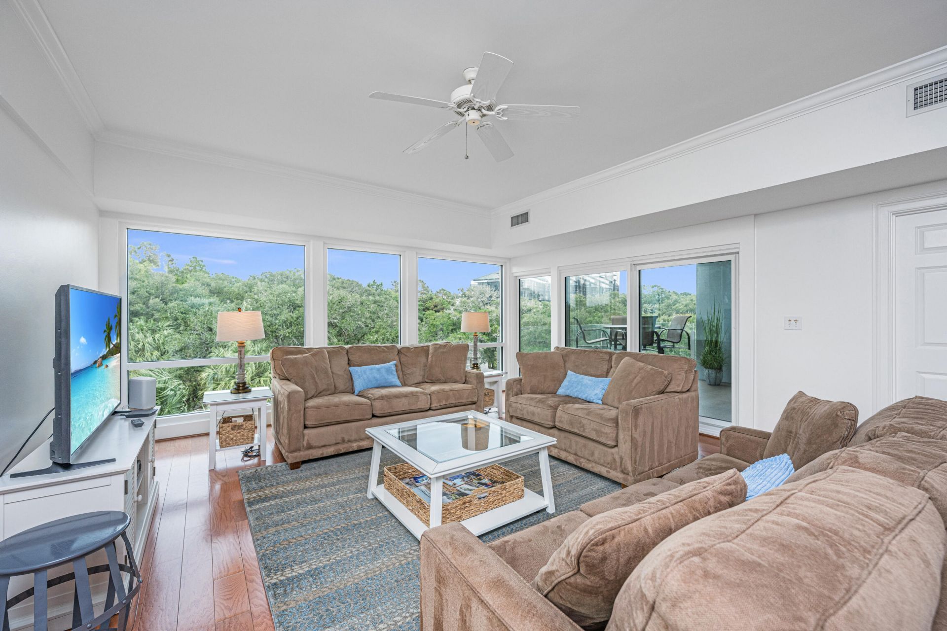 9510 Palmetto Drive Photo 15