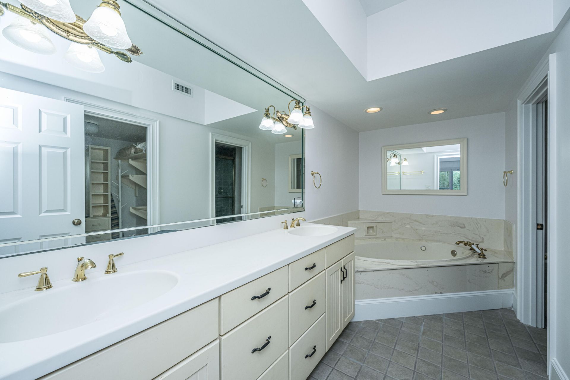 9510 Palmetto Drive Photo 23