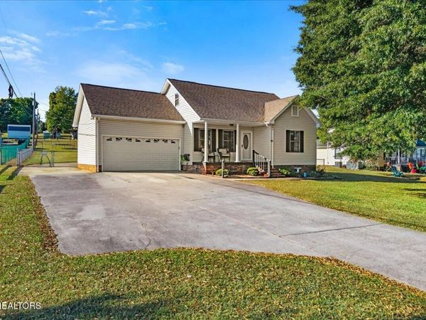 3354 Highway 11S , Athens, TN 37303