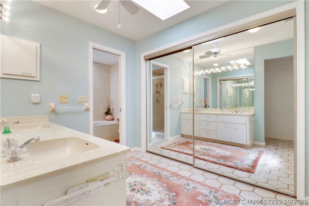 6384 SE Ironwood Circle , Stuart, FL 34997 Photo