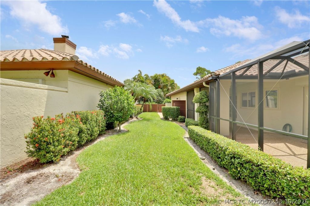 6384 SE Ironwood Circle , Stuart, FL 34997 Photo