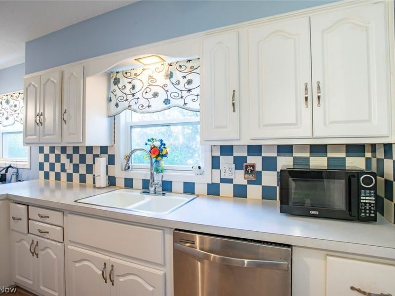 1425 Westvale Avenue, Akron, OH 44313 Photo 14