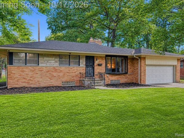 19406 Greenwald Drive, Southfield, Mi 48075