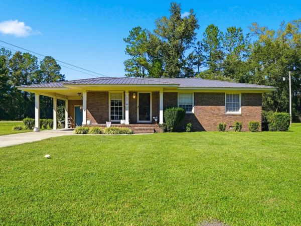 105 Twin City Circle , Loris, SC 29569