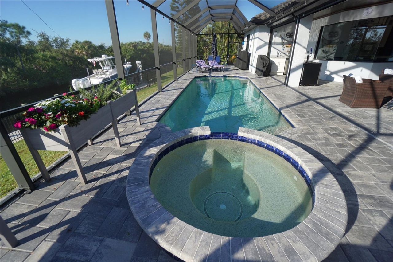 319 Trieste Drive, Punta Gorda, FL 33950 Photo