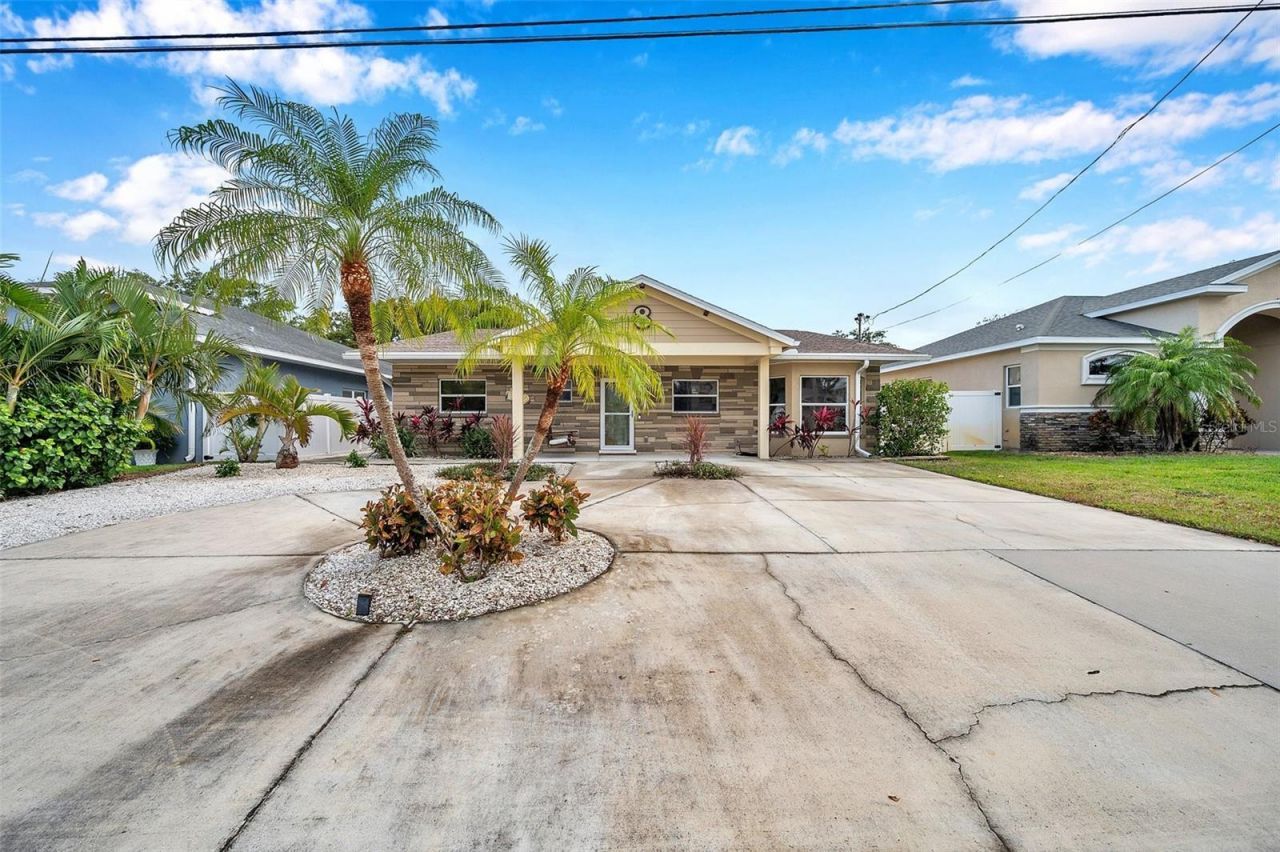 8 Citrus Drive, Palm Harbor, FL 34684 Photo