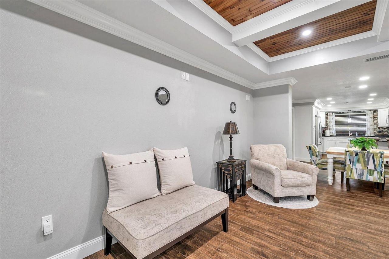 8 Citrus Drive, Palm Harbor, FL 34684 Photo