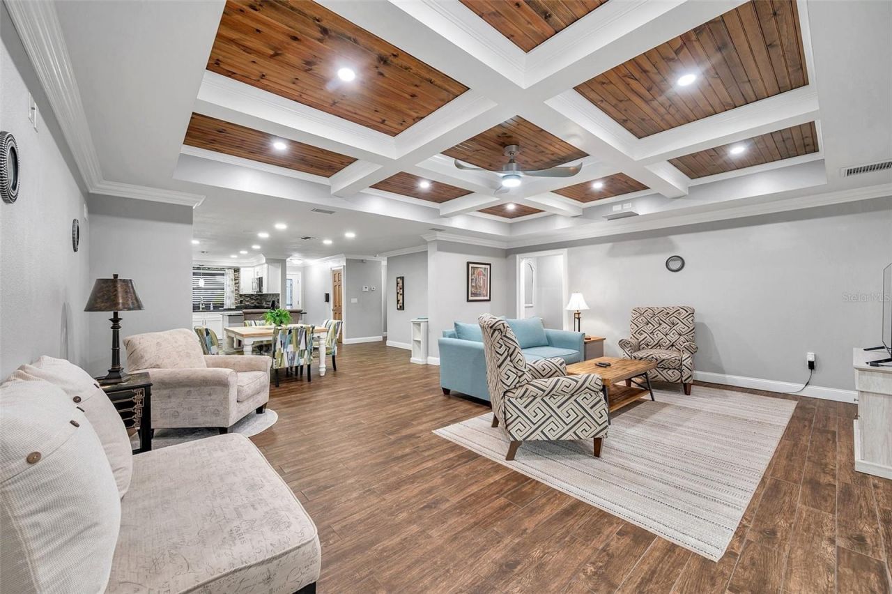 8 Citrus Drive, Palm Harbor, FL 34684 Photo