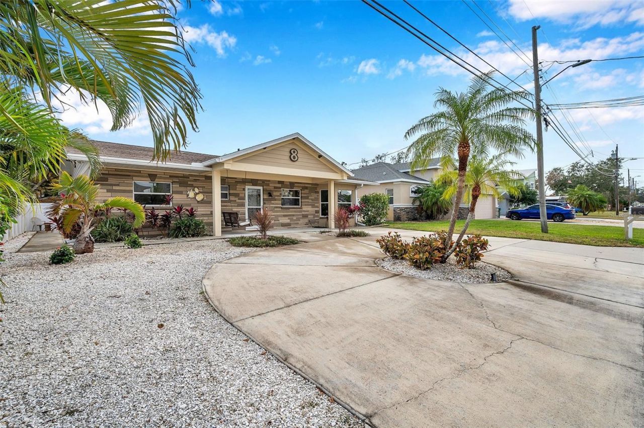 8 Citrus Drive, Palm Harbor, FL 34684 Photo
