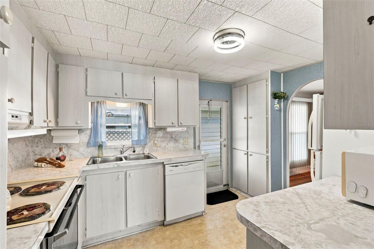 10444 Peaceful Drive , Unit 350, Largo, FL 33773 Photo