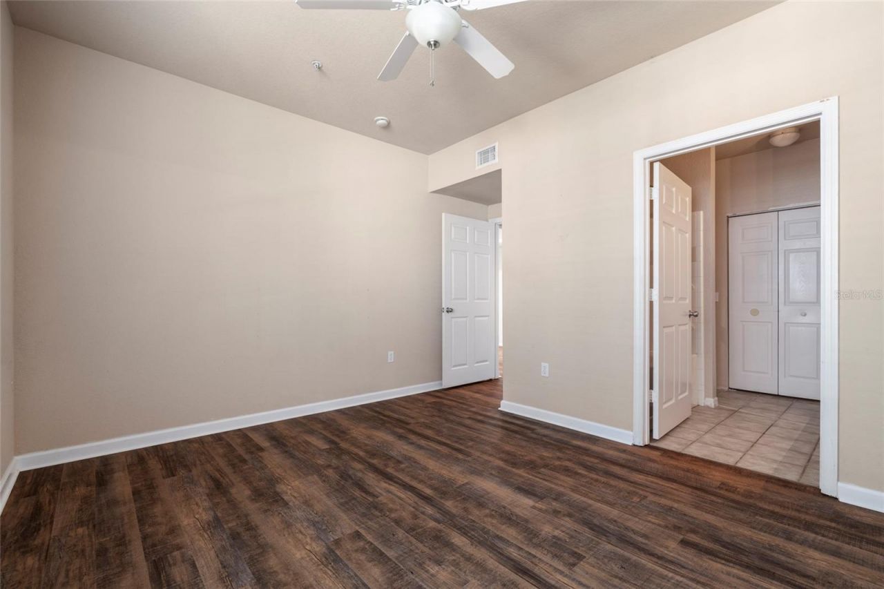5550 Rosehill Road, Unit 102, Sarasota, FL 34233 Photo