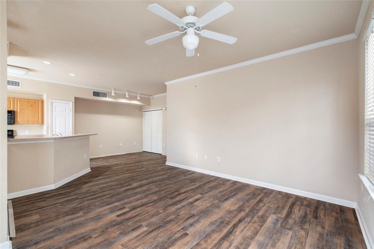 5550 Rosehill Road, Unit 102, Sarasota, FL 34233 Photo