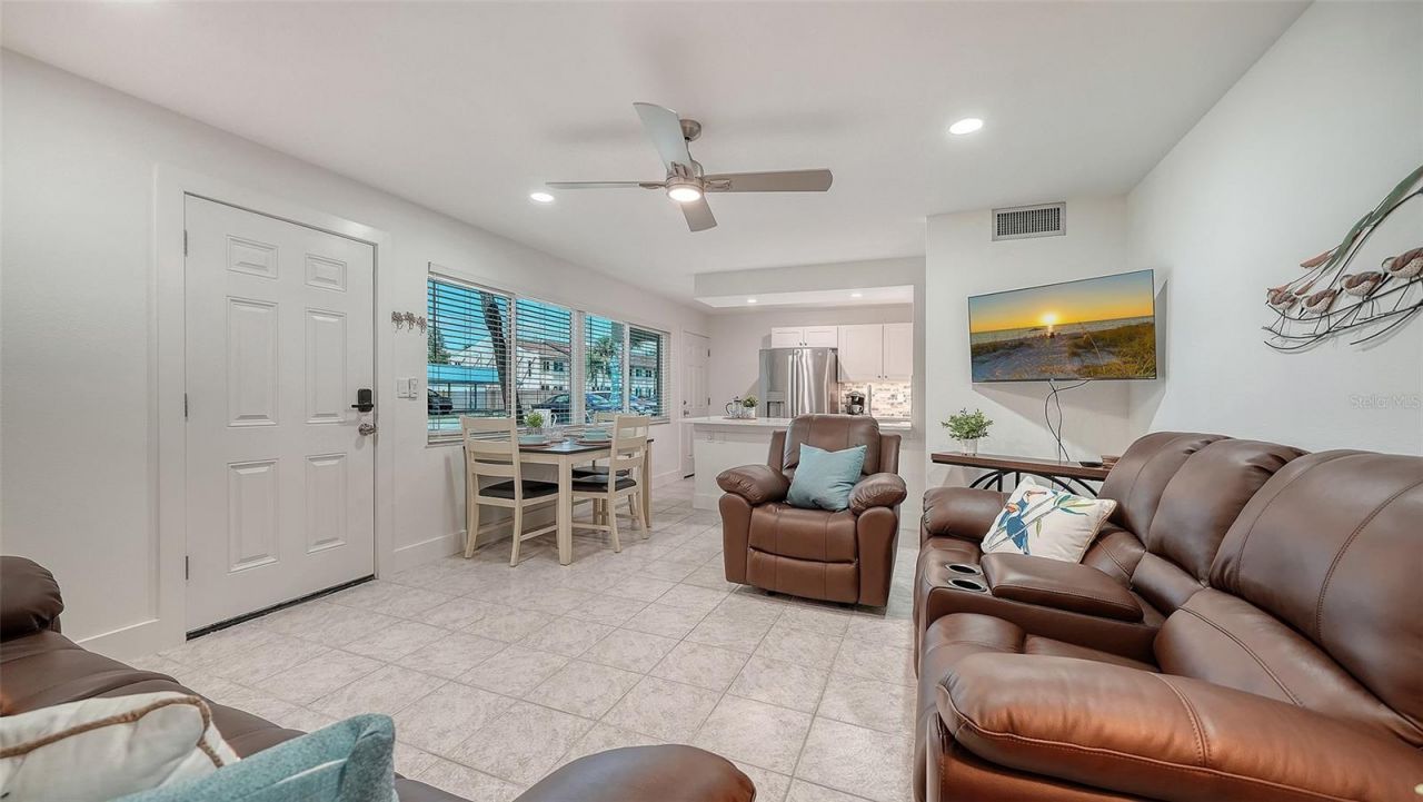 5950 Midnight Pass Road , Unit 201, Sarasota, FL 34242 Photo