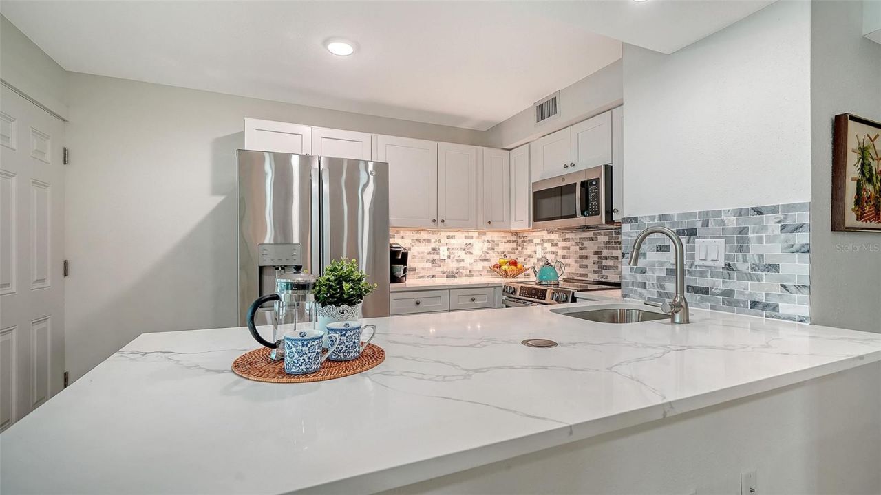 5950 Midnight Pass Road , Unit 201, Sarasota, FL 34242 Photo