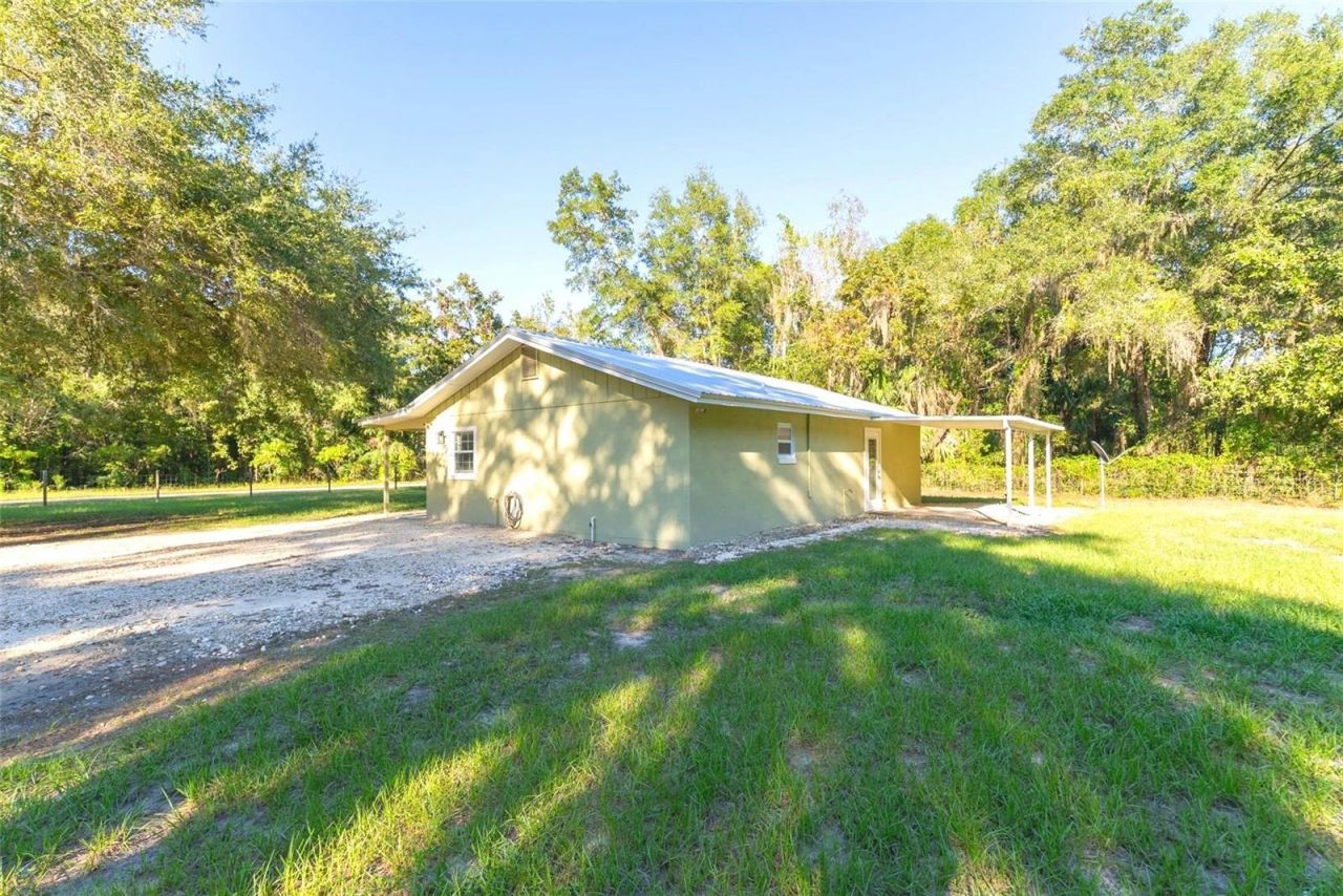 8030 SE 153rd Street, Inglis, FL 34449 Photo