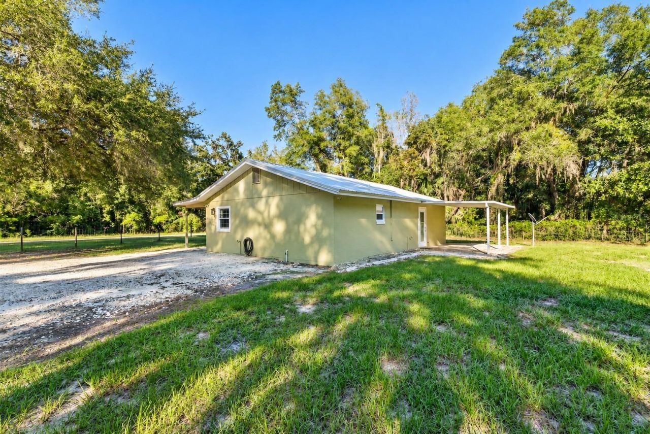 8030 SE 153rd Street, Inglis, FL 34449 Photo