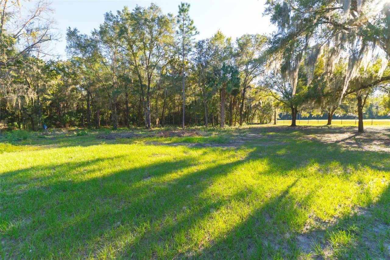8030 SE 153rd Street, Inglis, FL 34449 Photo