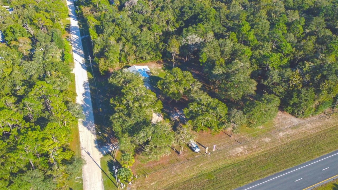 8030 SE 153rd Street , Inglis, FL 34449 Photo