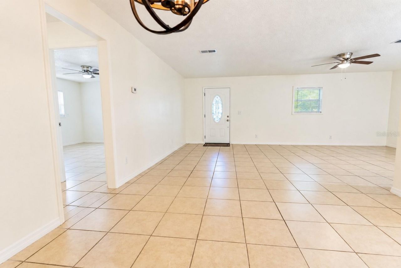 8030 SE 153rd Street , Inglis, FL 34449 Photo
