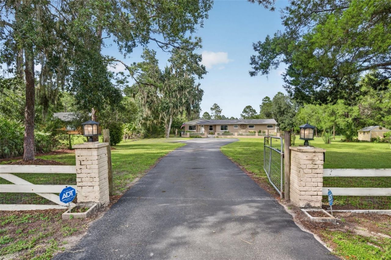 20963 E Colonial Drive , Christmas, FL 32709 Photo