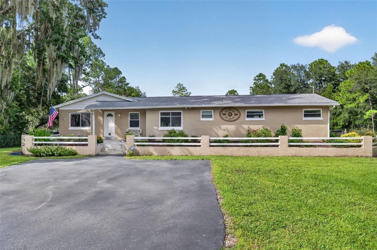 20963 E Colonial Drive , Christmas, FL 32709 Photo